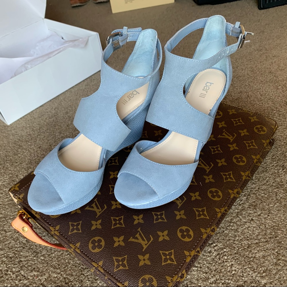 Bar III Wedges